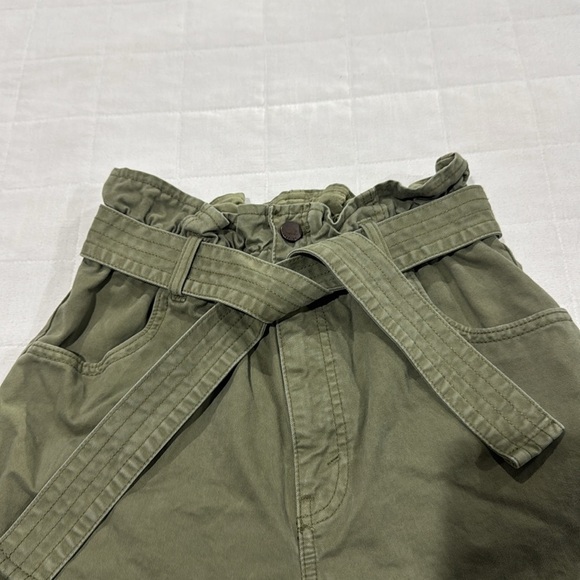 Abercrombie & Fitch Shorts - Picture 2 of 12